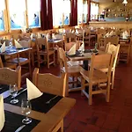 Des Portes Du Soleil Hotel