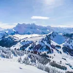 Des Portes Du Soleil Hotel